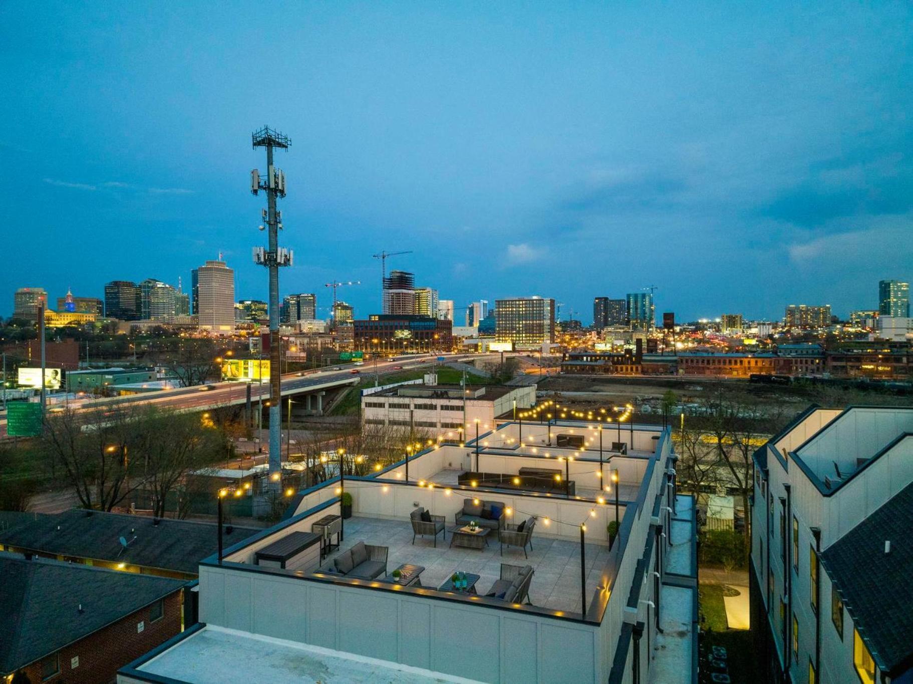 The Ireland - Rooftop Views, 9 Min To Broadway Villa Nashville Eksteriør billede